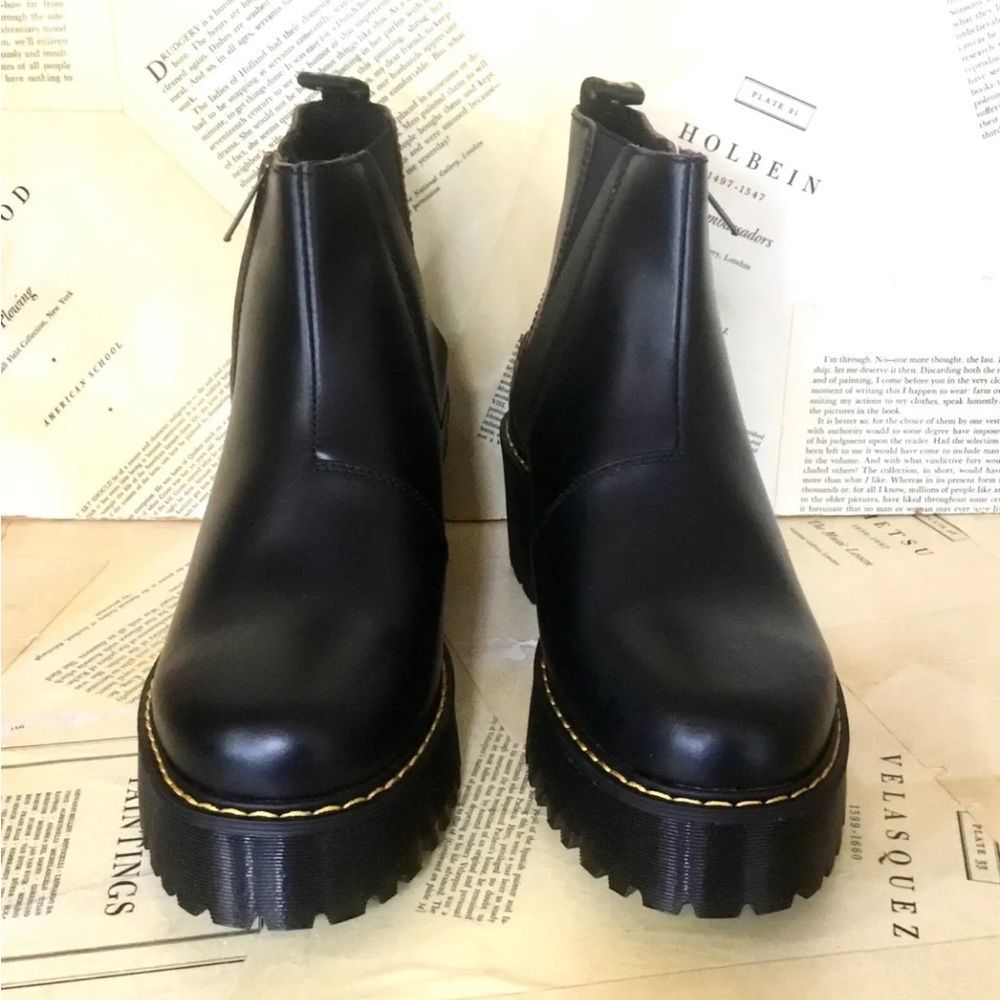 Free People Dr Martens Rometty 11 Smooth Boot Platform Black Leather - Picture 3 of 8
